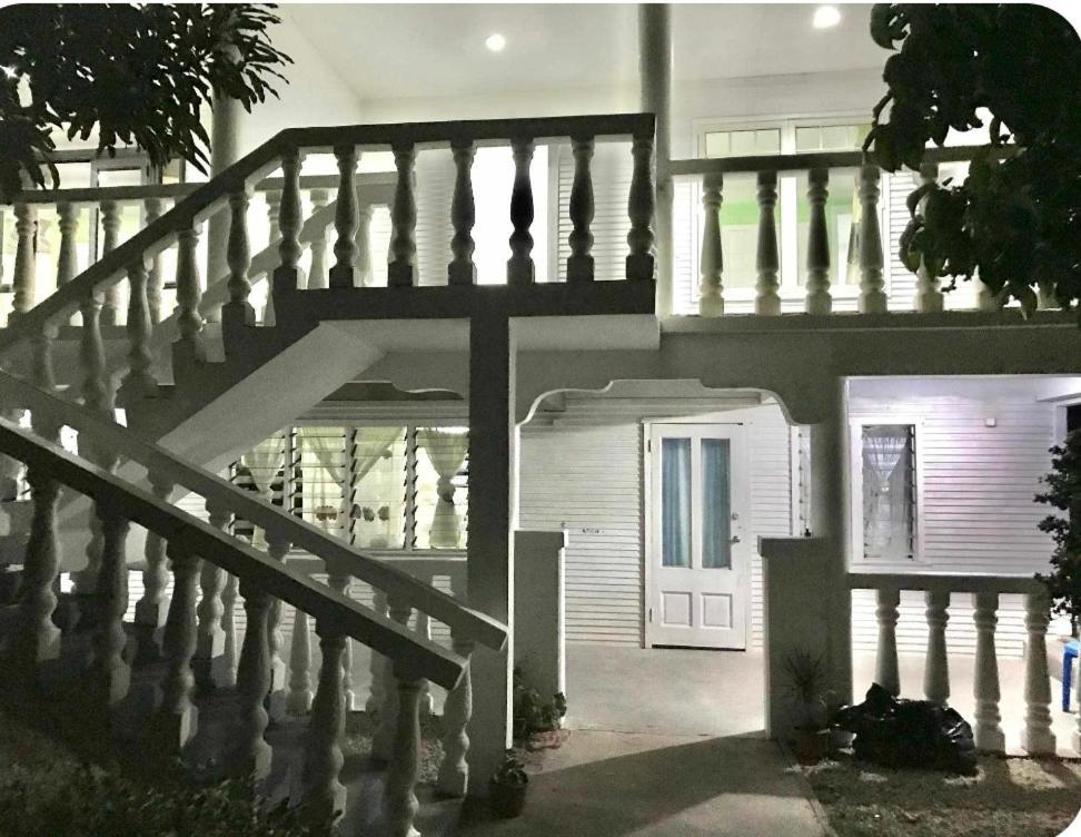 נוקואלופה The Lighthouse Studio Appartments מראה חיצוני תמונה