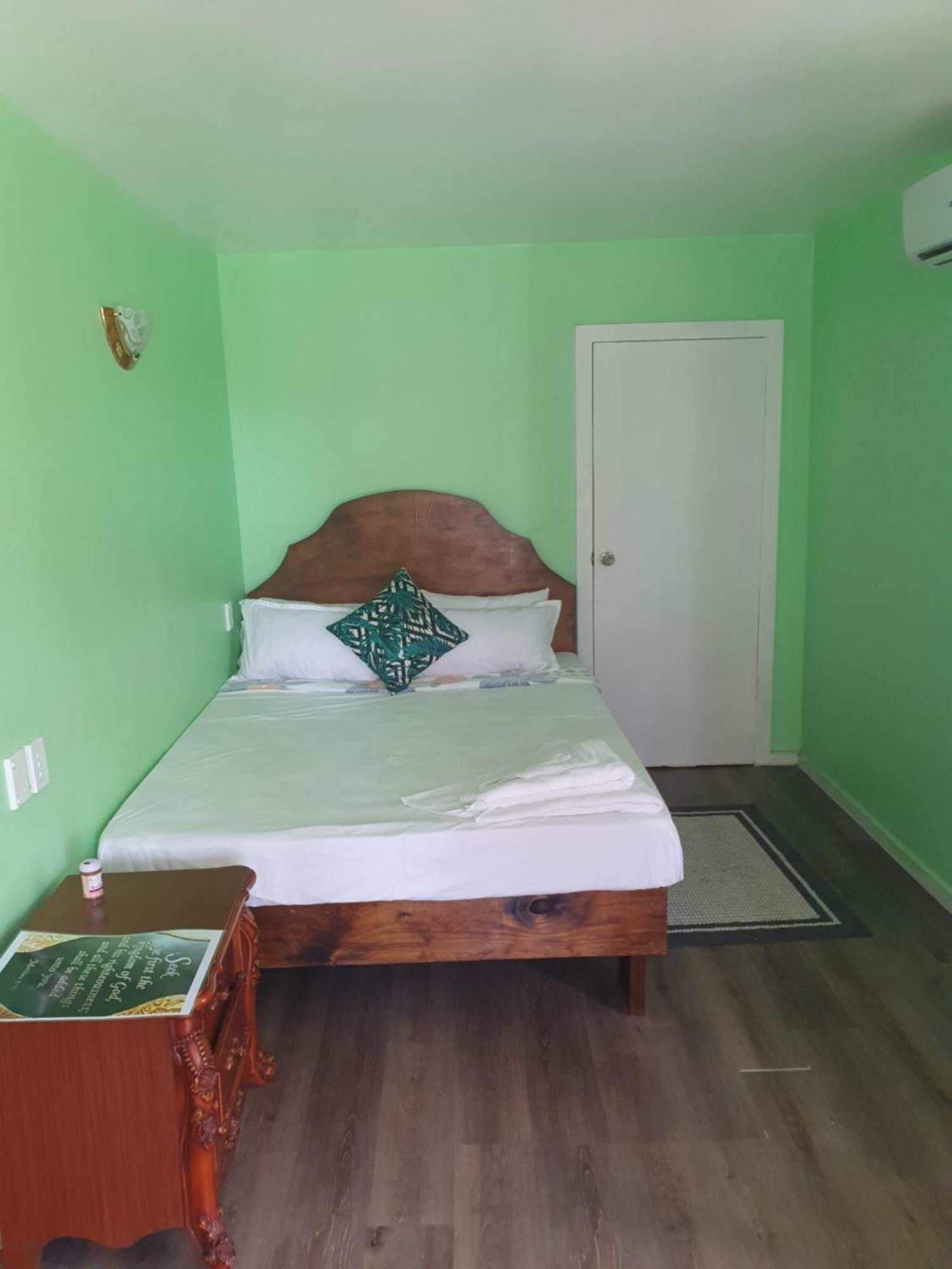 נוקואלופה The Lighthouse Studio Appartments מראה חיצוני תמונה